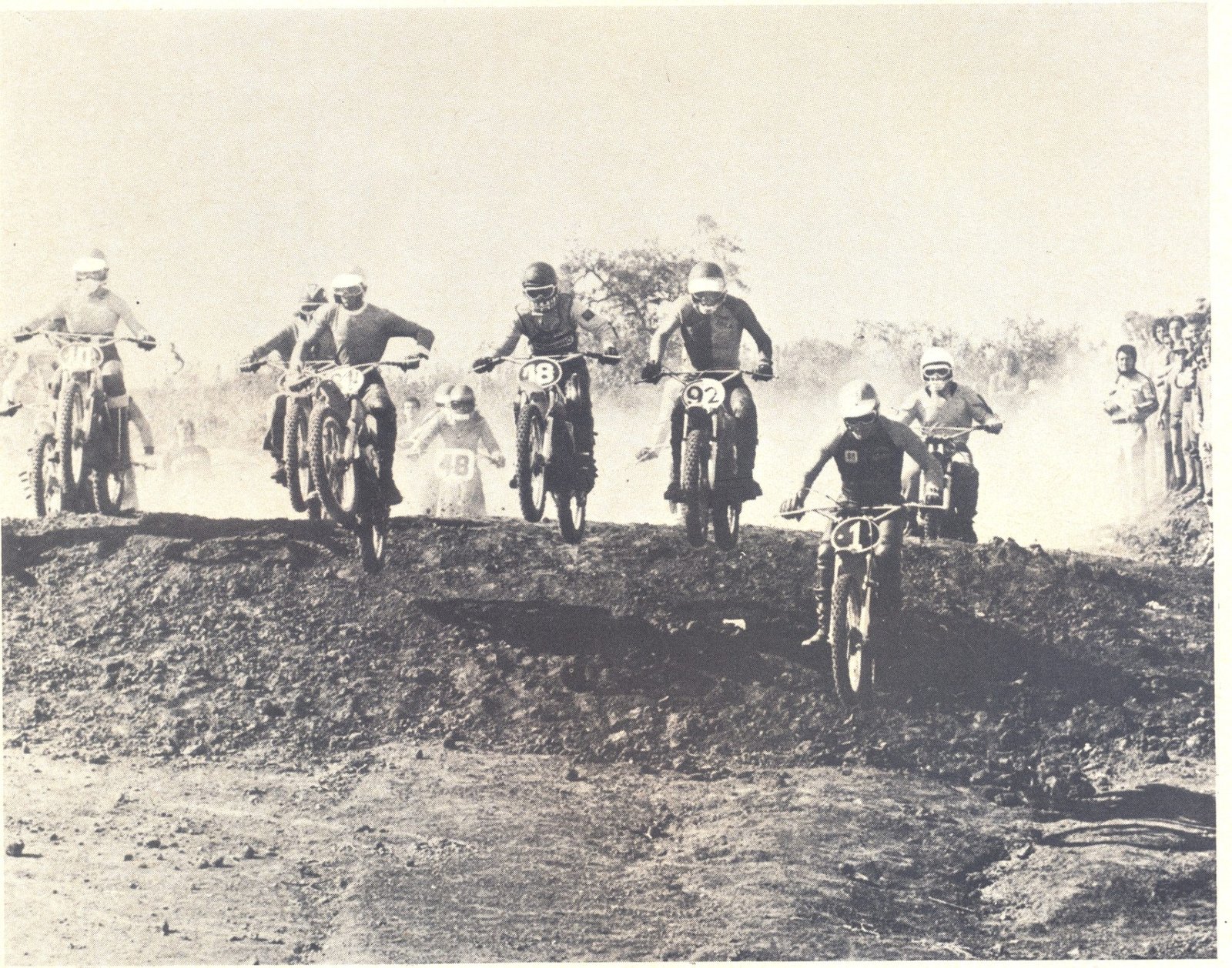 08/04/2015 - Encontros Motostory: Motocross (1 - Niva, 92 - João Toledo, 18 - Moronguinho) - Foto Reprodução Duas Rodas 1974 / Motostory