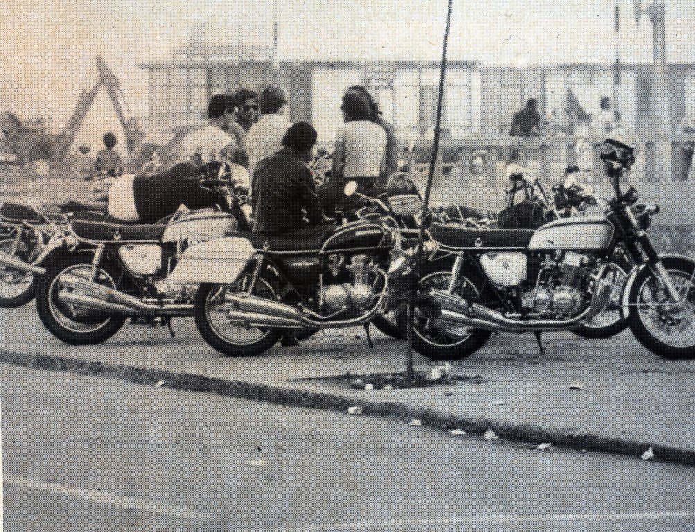 Famoso “point” das motos no Rio de Janeiro na década de 70, o Postinho.