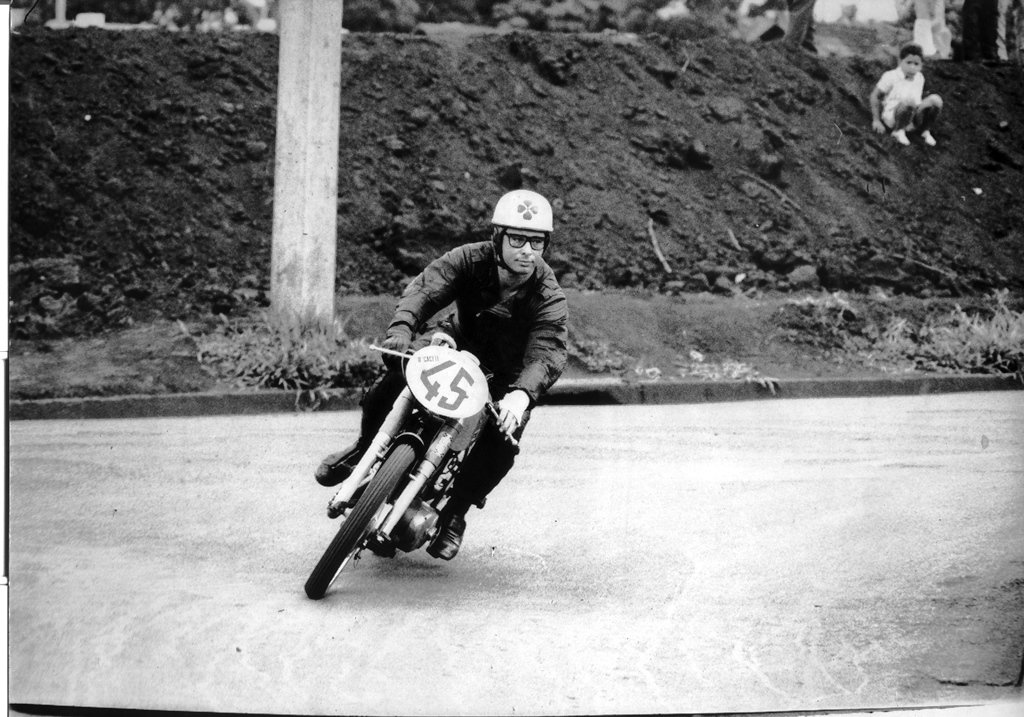 Carlinhos Aguiar, grande nome da velocidade brasileira dos anos 60 e 70 em prova de rua.
