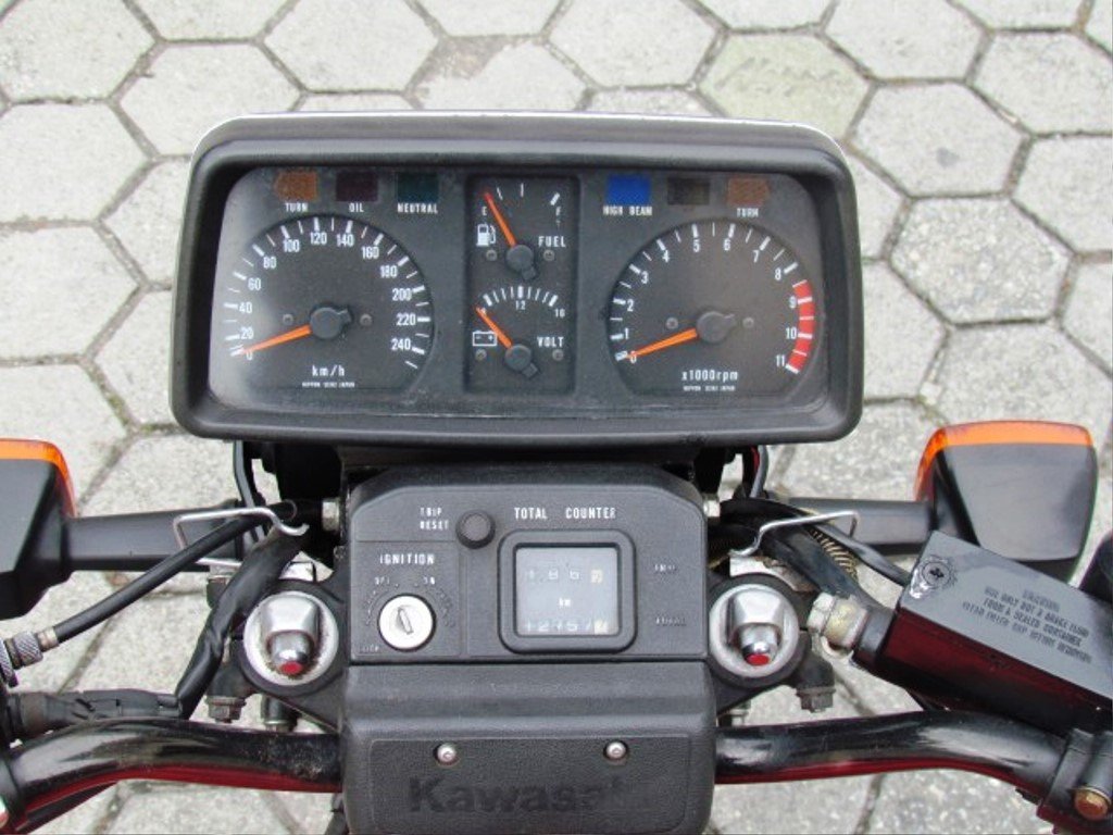 Photo Gabriel Marazzi – The GP1 B1 dashboard was still analog