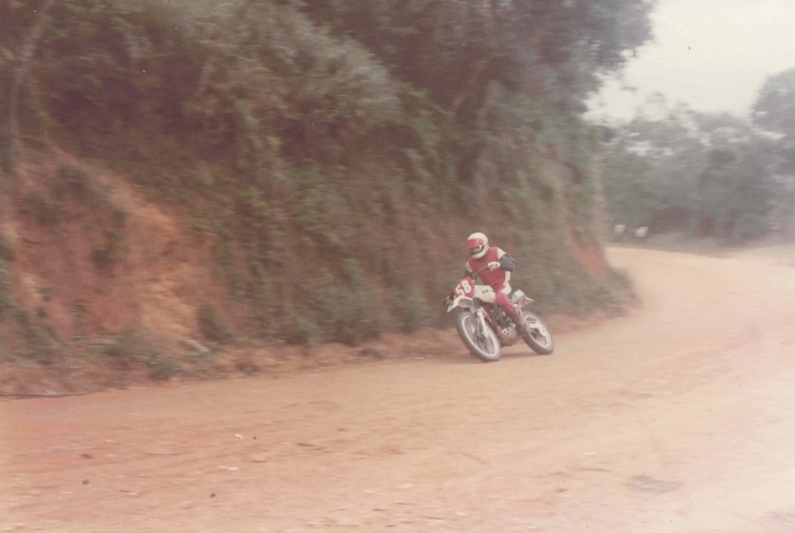 Baumer no Barracão – Joinville - Acervo Lucílio Baumer / Motostory