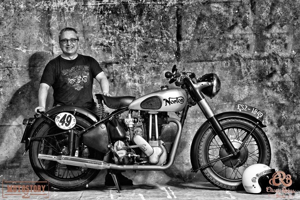 Jayme Nunes e sua Norton ES2, 500 cc, 1949 - Foto Wel Calandria / Classic Riders Brasil / Motostory