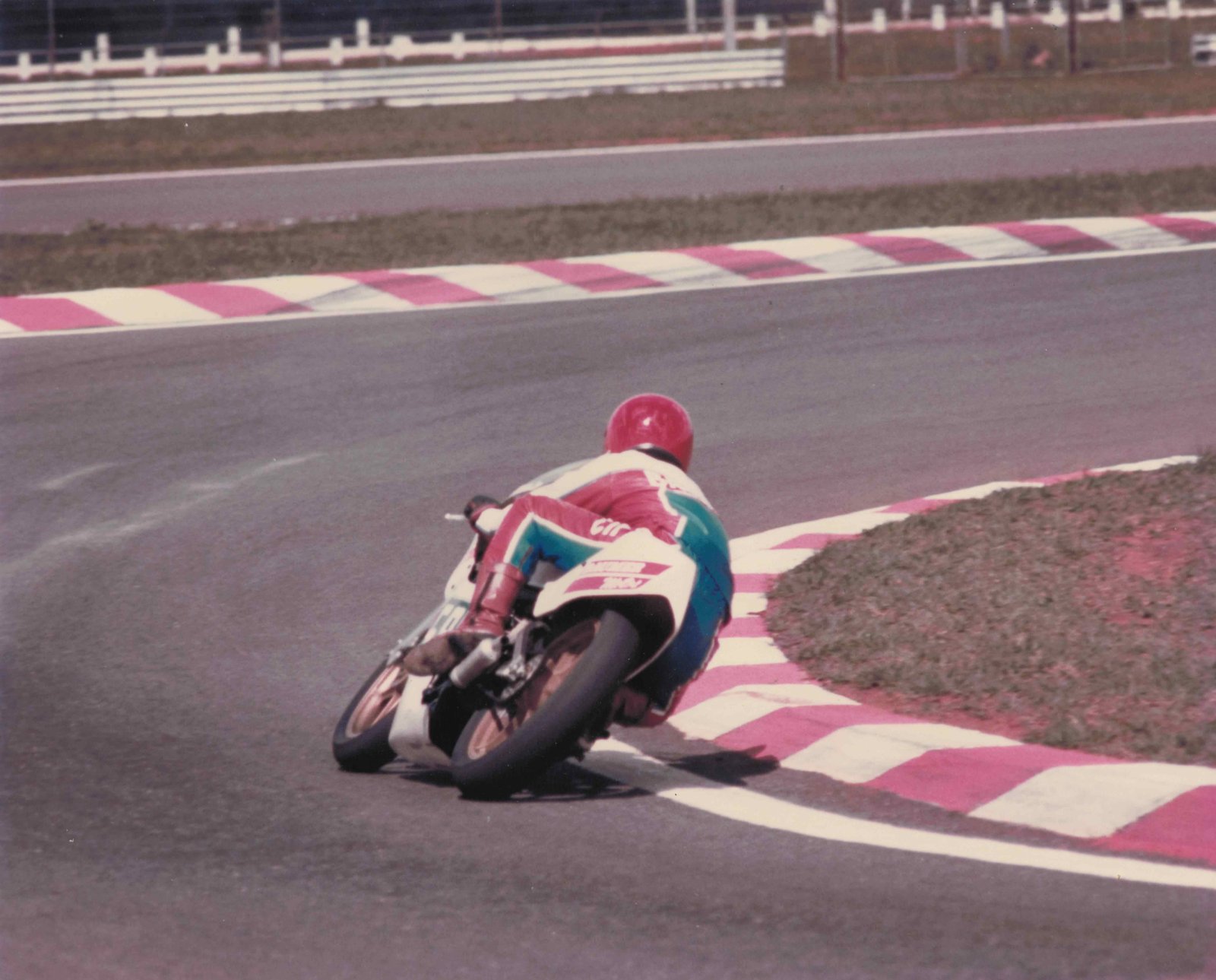 Baumer em Goiânia (2ª do S) TZ 250 - Acervo Lucílio Baumer / Motostory