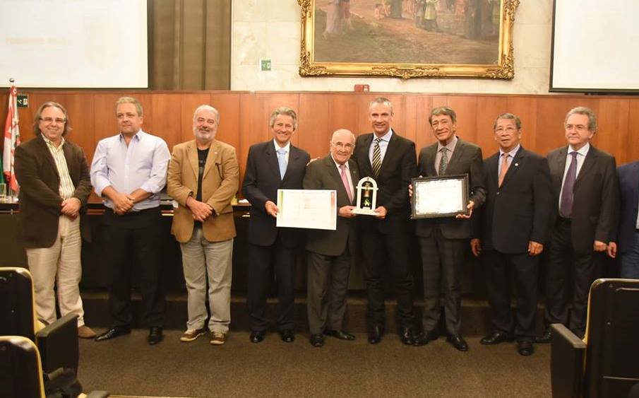 Carlãozinho Coachman com a Diretoria da Associação Comercial de São Paulo e da ação Marco da Paz. – Foto A3 agencia de Imagens