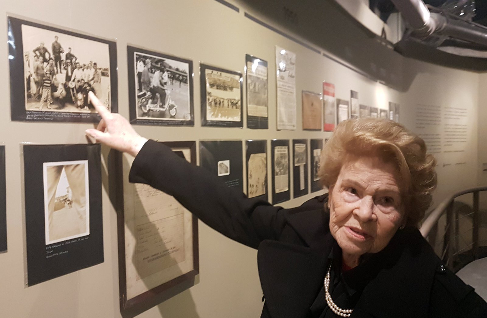 Giulianna Tognocchi Bernardino é uma Motostory e não apenas cedeu conteúdo para nossa mostra, como foi até lá prestigiar, isso aos 87 anos - Foto Carlãozinho Coachman