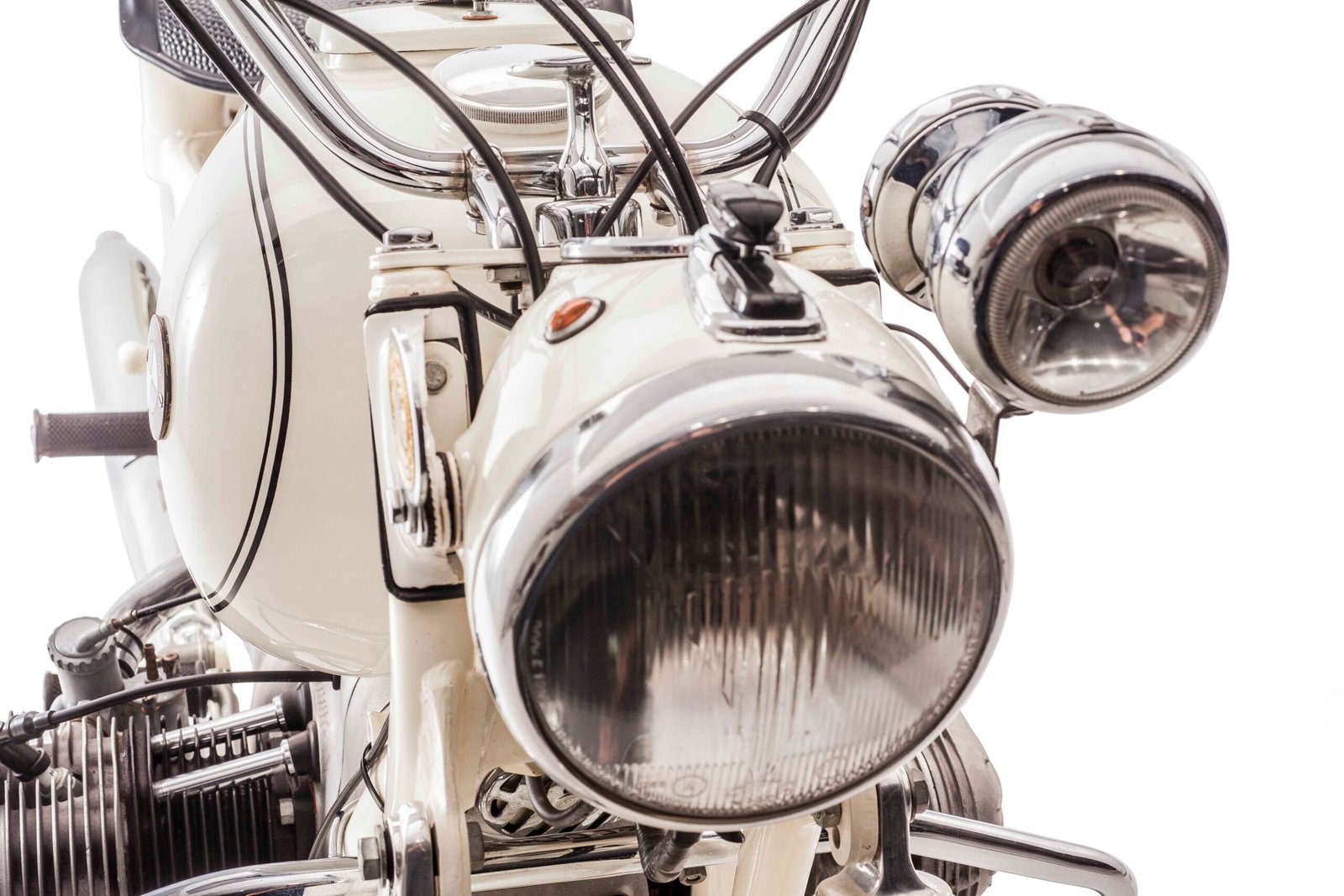 BMW R60 /2 - Moto Classic Museum - Justiniano Proença - Foto Wel Calândria