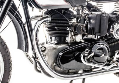 Royal Enfield Model J - Foto Wel Calândria