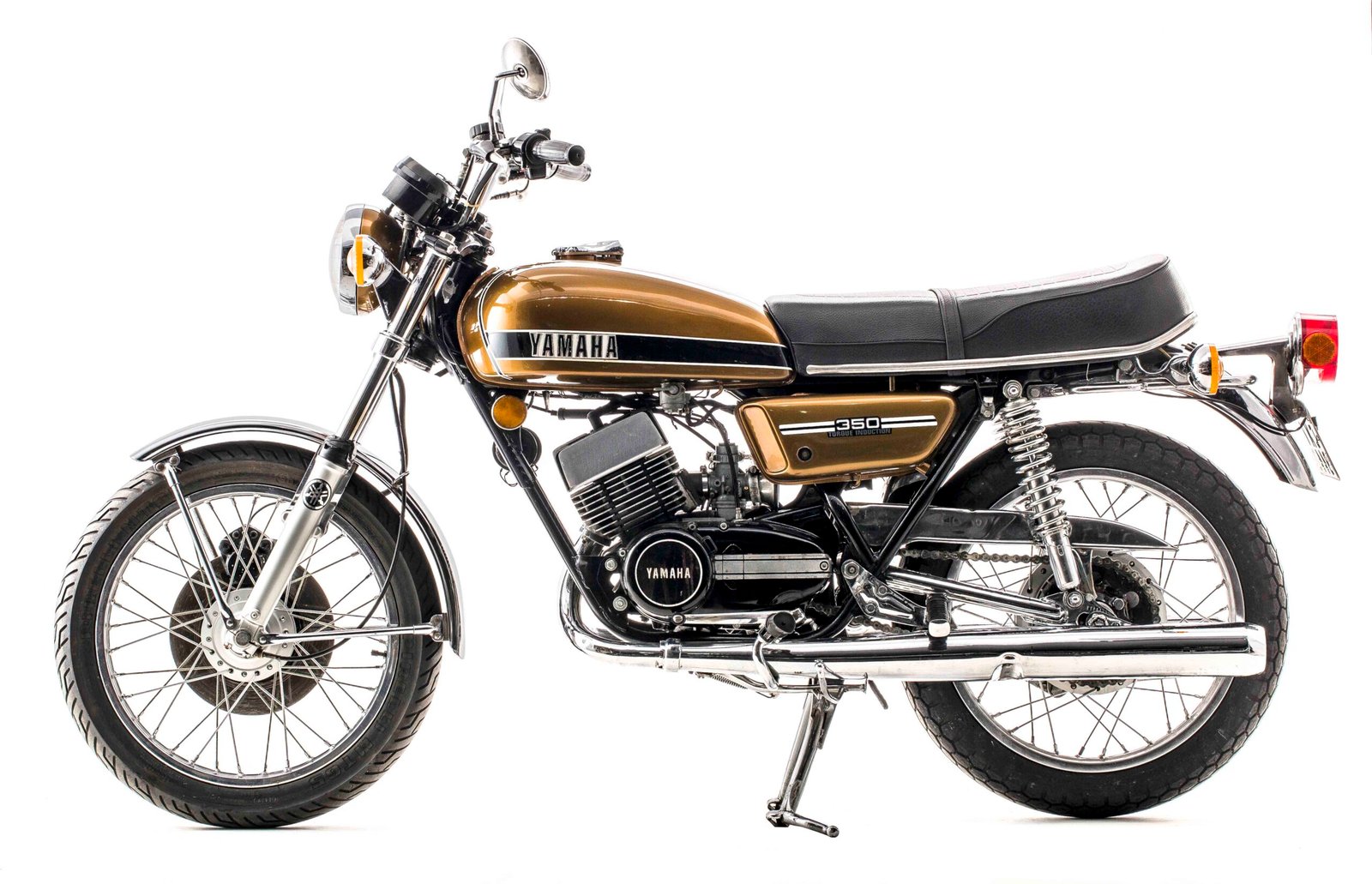 Yamaha RD 350 - "Viúva Negra" - Moto Classic Museum - Foto Wel Calândria