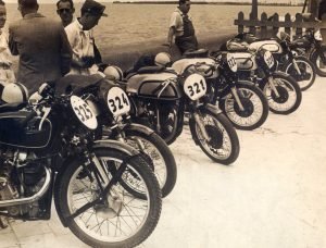 Duas Rodas e Uma Nação – Linha do Tempo – 1950