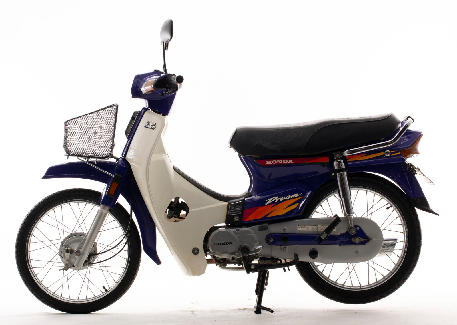 Coleção Justiniano Proença - Moto Classic Museum - HONDA DREAM - Foto Wel Calândria