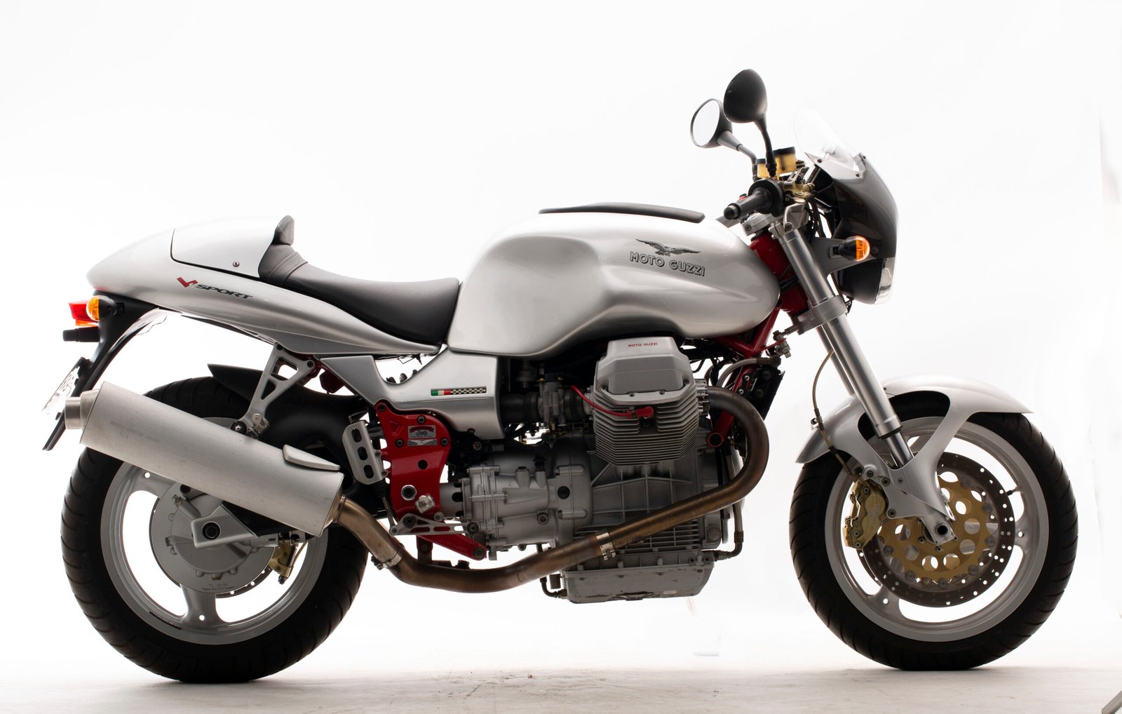 Coleção Justiniano Proença - Moto Classic Museum - MOTO GUZZI V11 - Foto Wel Calândria