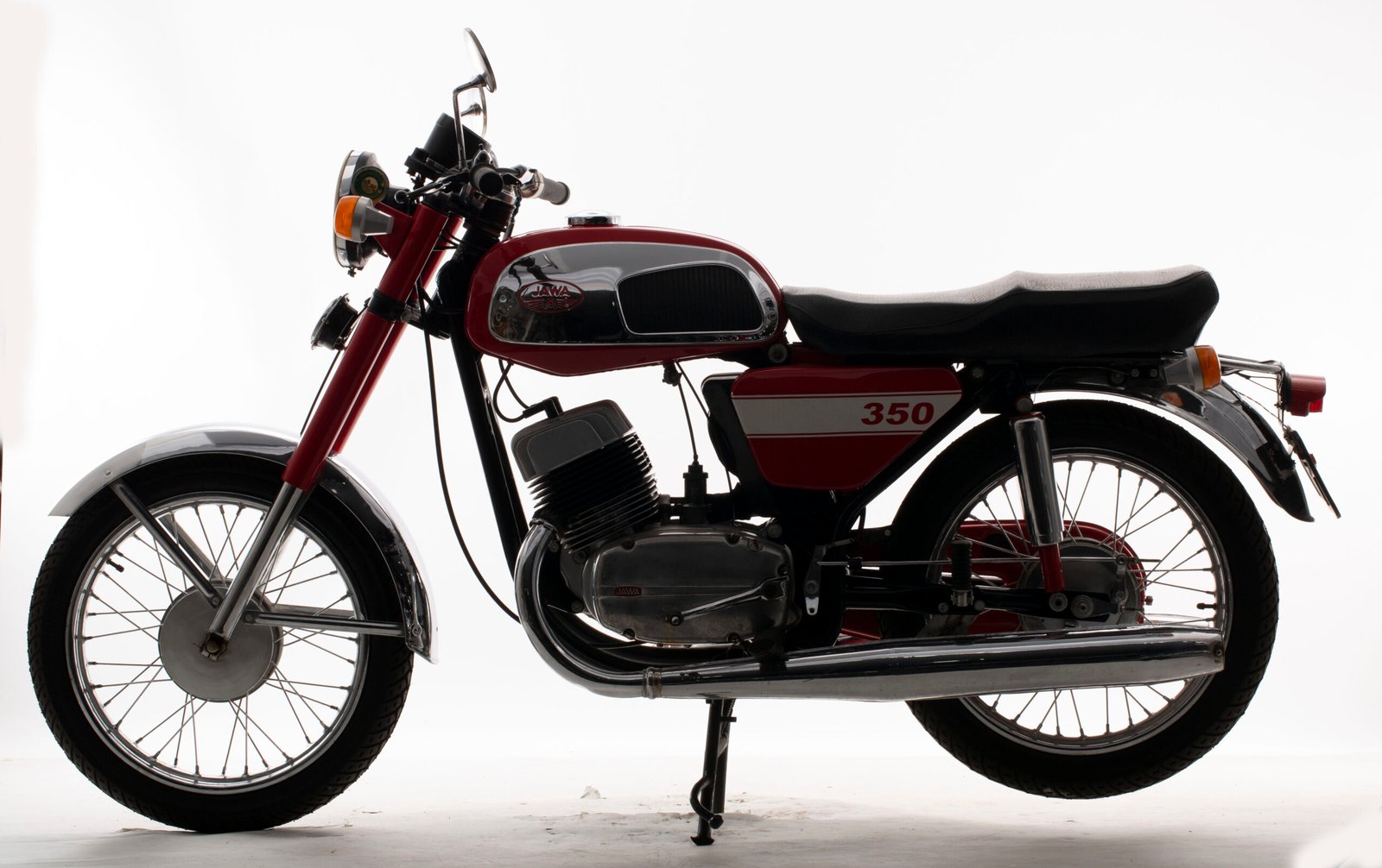 Coleção Justiniano Proença - Moto Classic Museum - JAWA 350 - Foto Wel Calândria